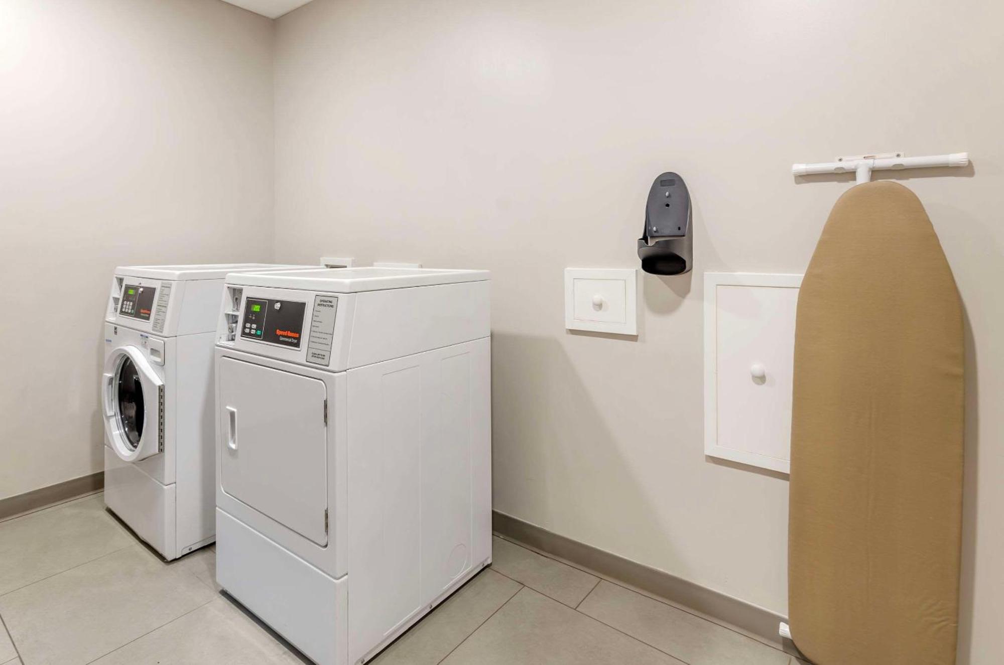 Country Inn & Suites By Radisson, Charlottesville-Uva, Va エクステリア 写真